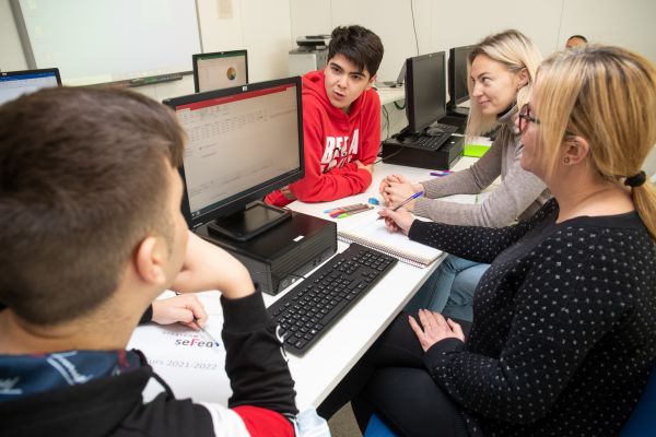 Alumnes del SEFED de Mas Carandell