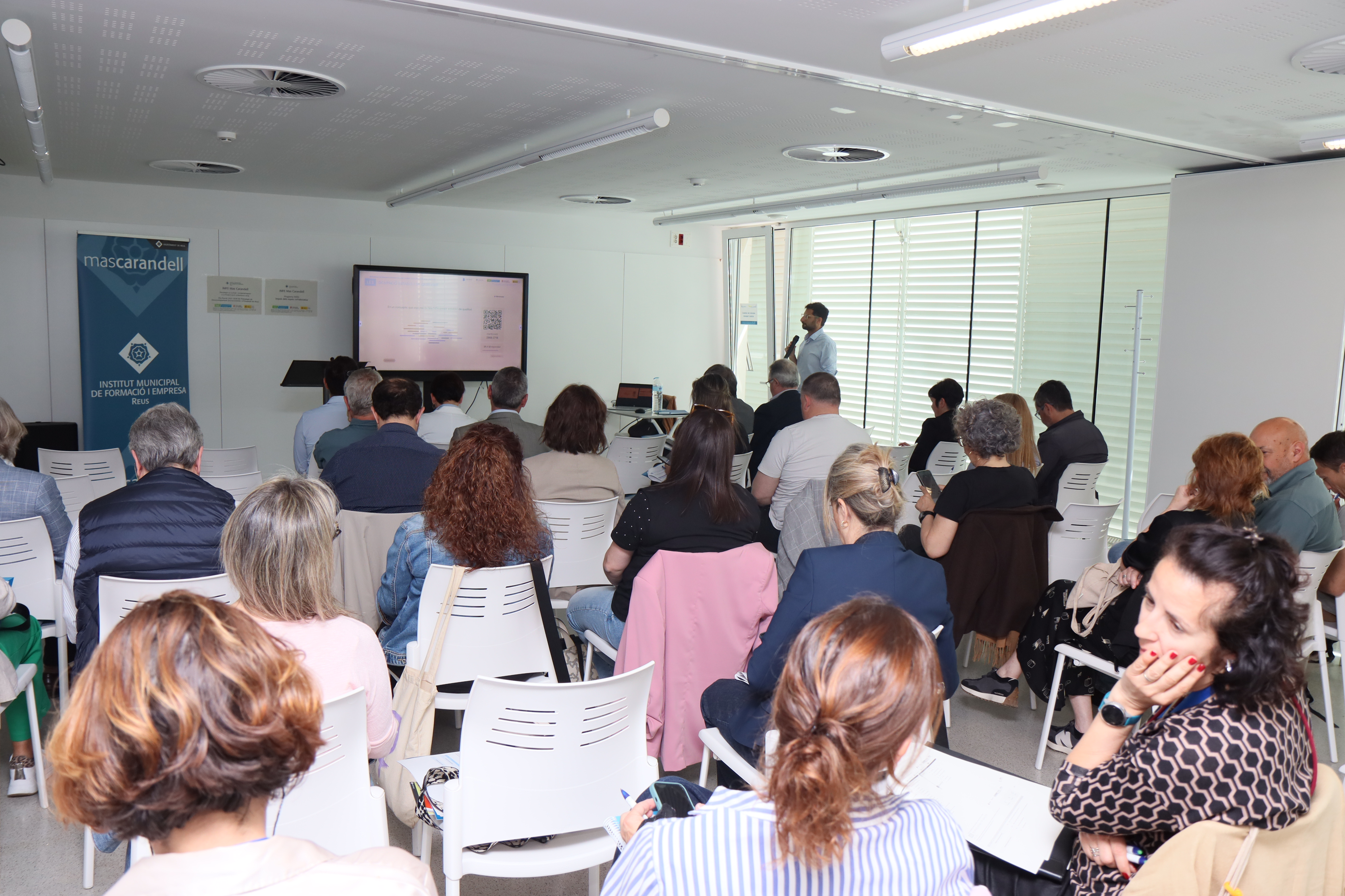 Imatge durant l'acte de presentació